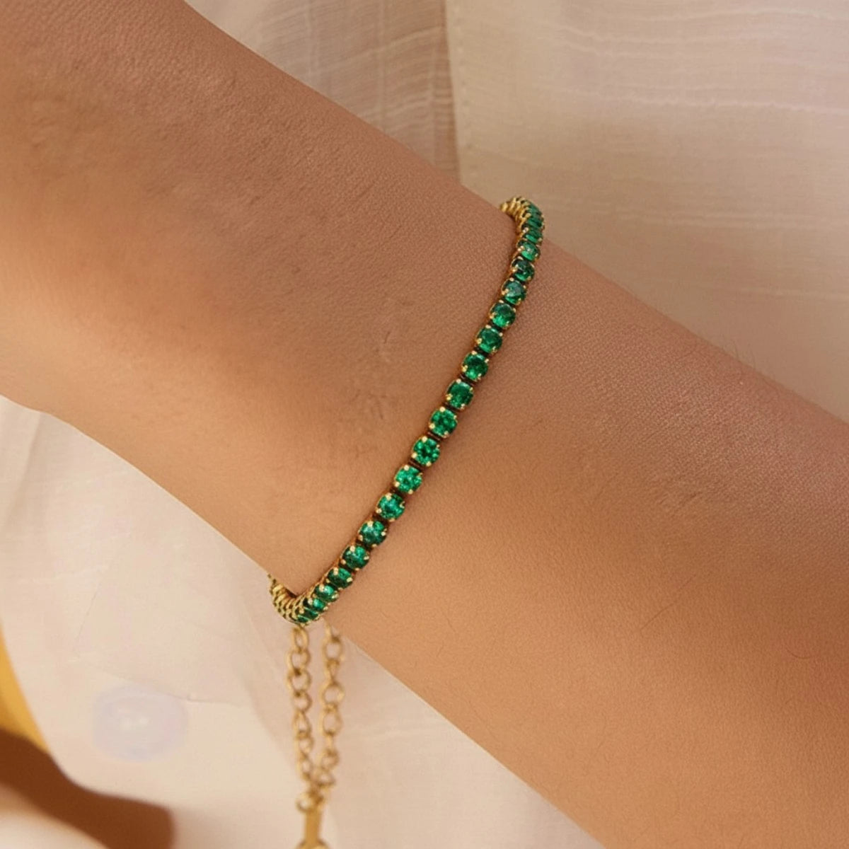 The Emerald Classic Tennis Bracelet