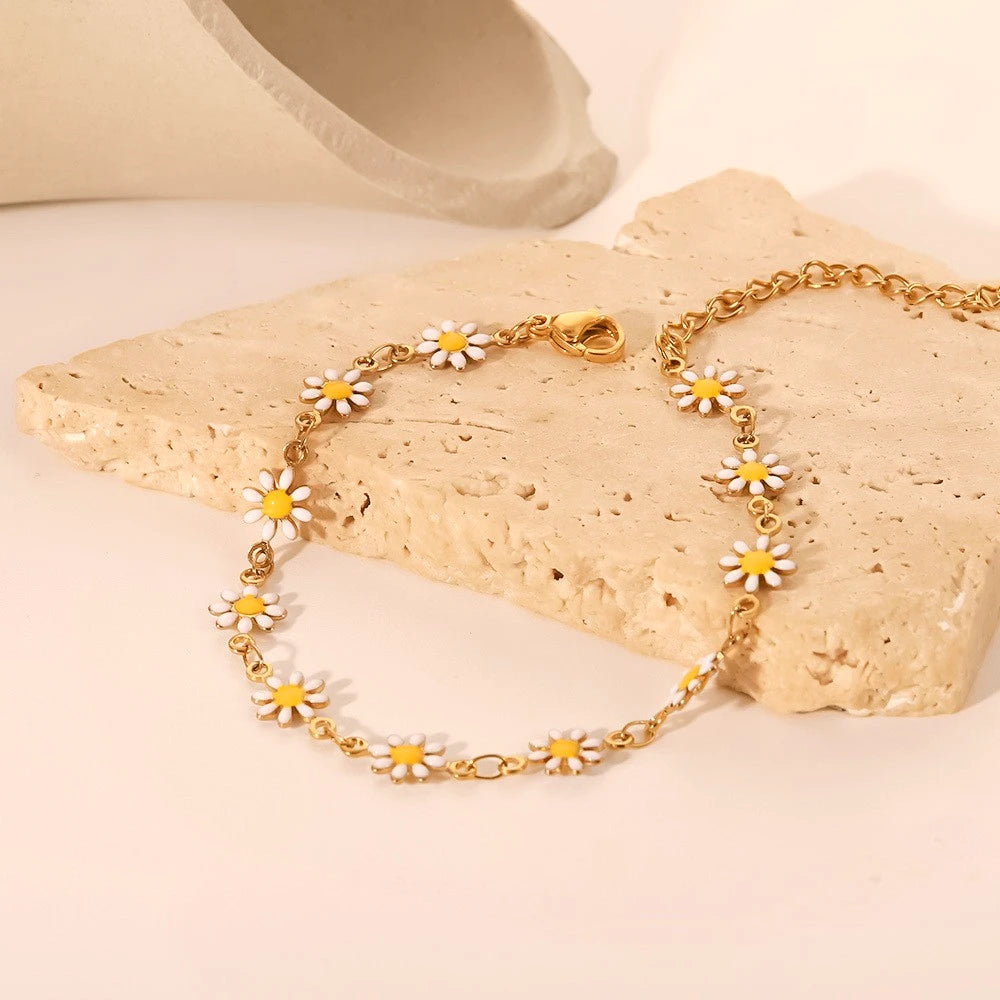 The Classic Enamel Daisy Chain Bracelet
