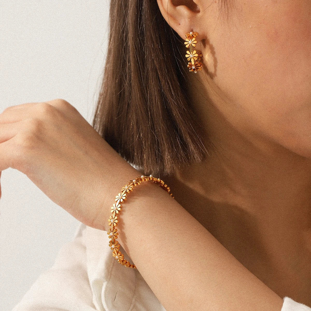The Daisy Pearl Meadow Open Hoops
